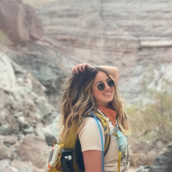 Meet your Posher, Ashley-starr - Picture 1 of 1